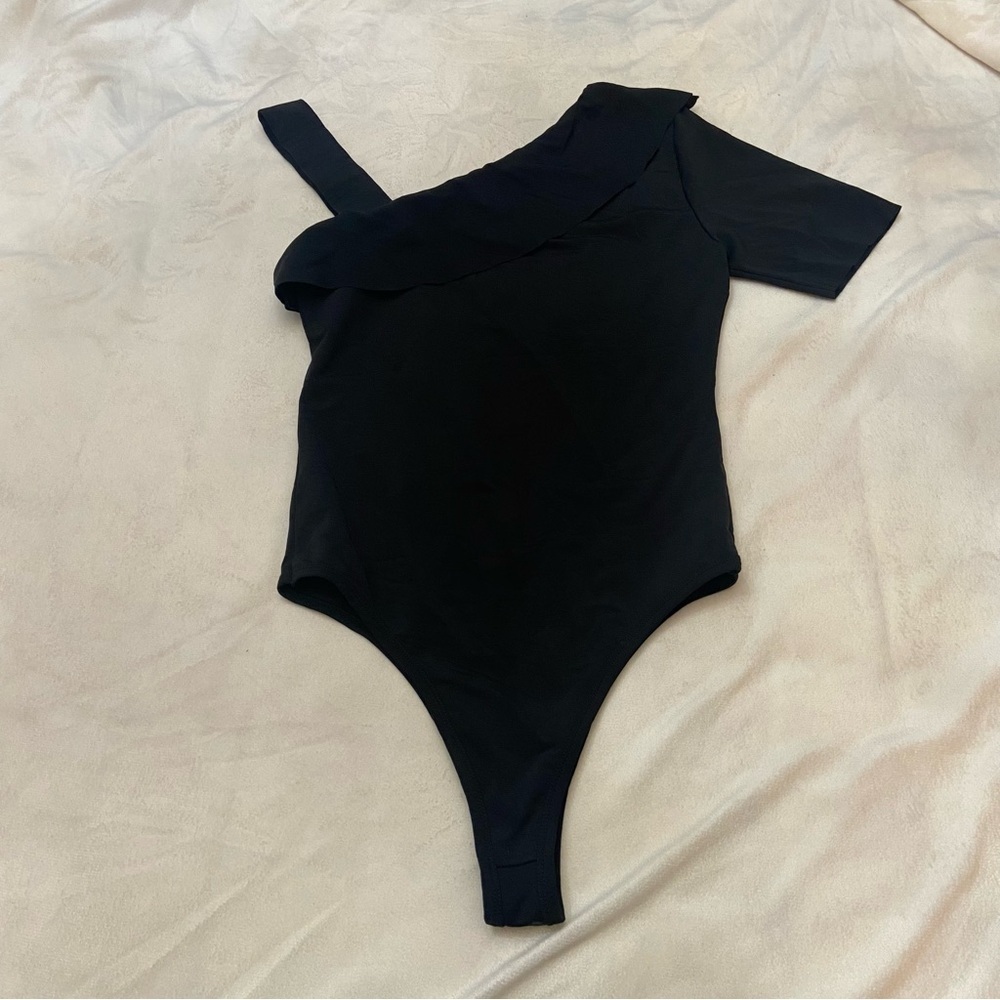 Mishka Midnight Black One Shoulder Bodysuit Size 1 - 2075